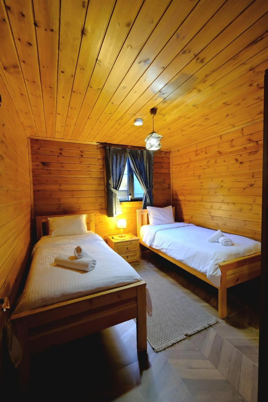 Woodlodge Country Сапанджа Екстериор снимка